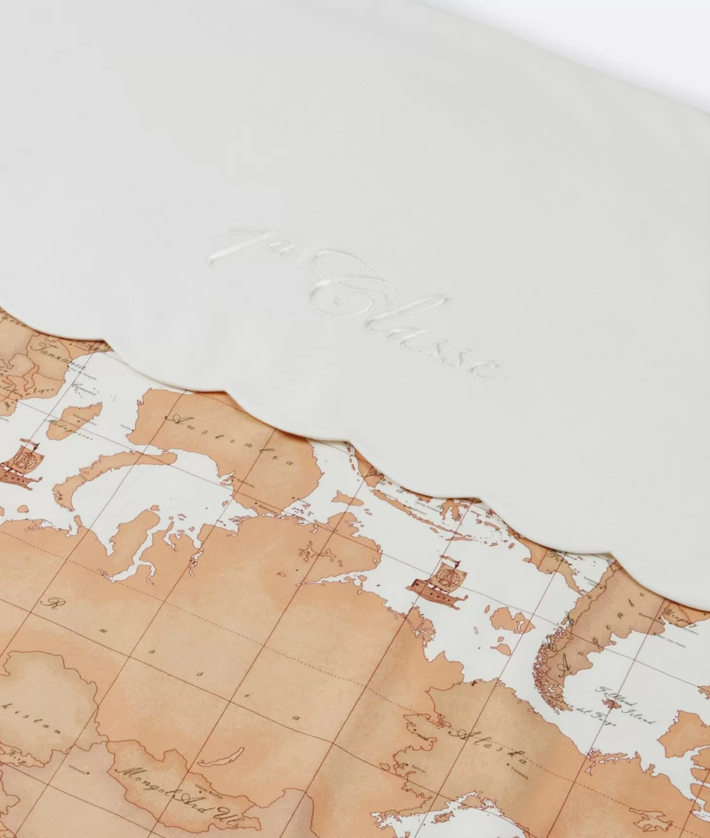 Alviero martini 1a classe Copertina con mappa Geo Classic Panna Saldi Di Fabbrica