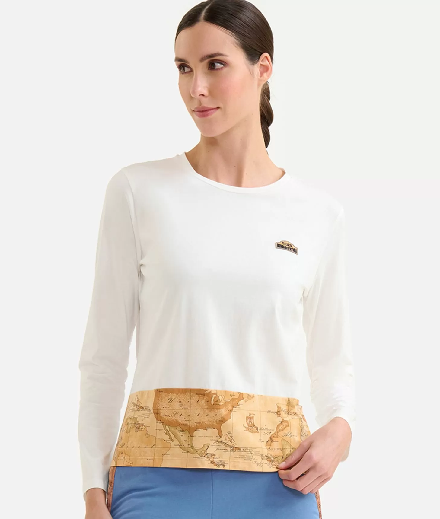 Alviero martini 1a classe T-shirt a maniche lunghe in jersey di cotone stretch con fondo Geo Classic Gesso Latest stili