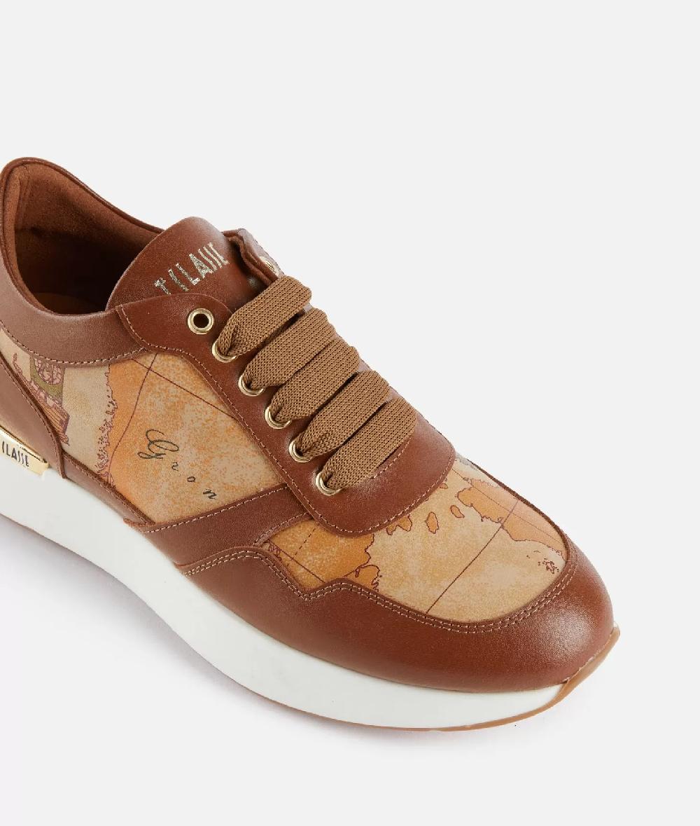 Alviero martini 1a classe Running in pelle liscia con dettagli Geo Classic Castagna Smaltimento dello stoccaggio