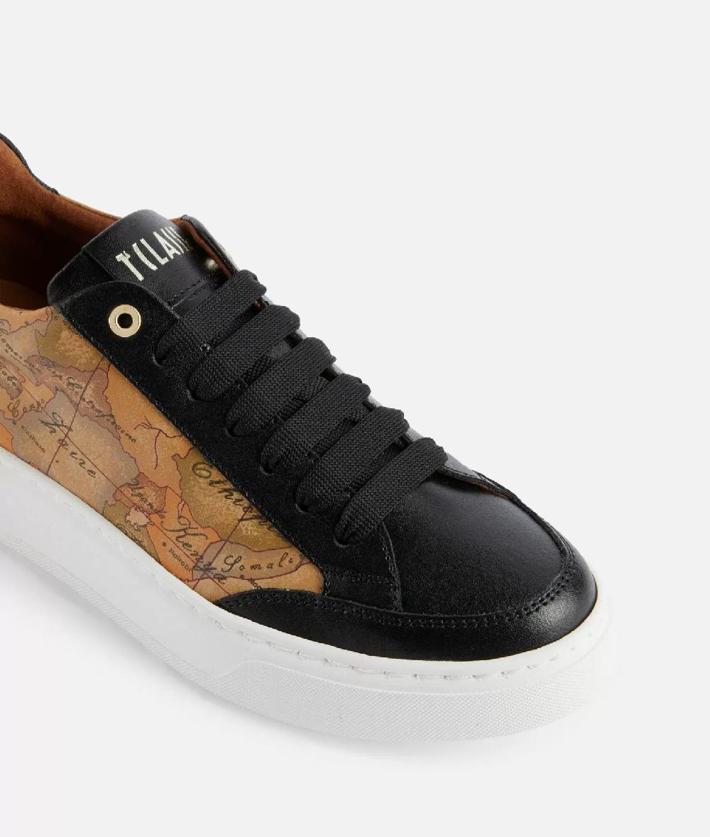 Alviero martini 1a classe Sneakers in pelle liscia con inserti Geo Classic e Saffiano Nere Ritorno libero